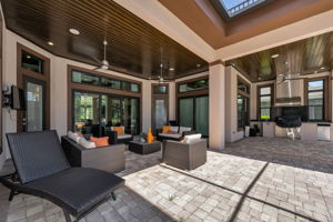 Lanai 1