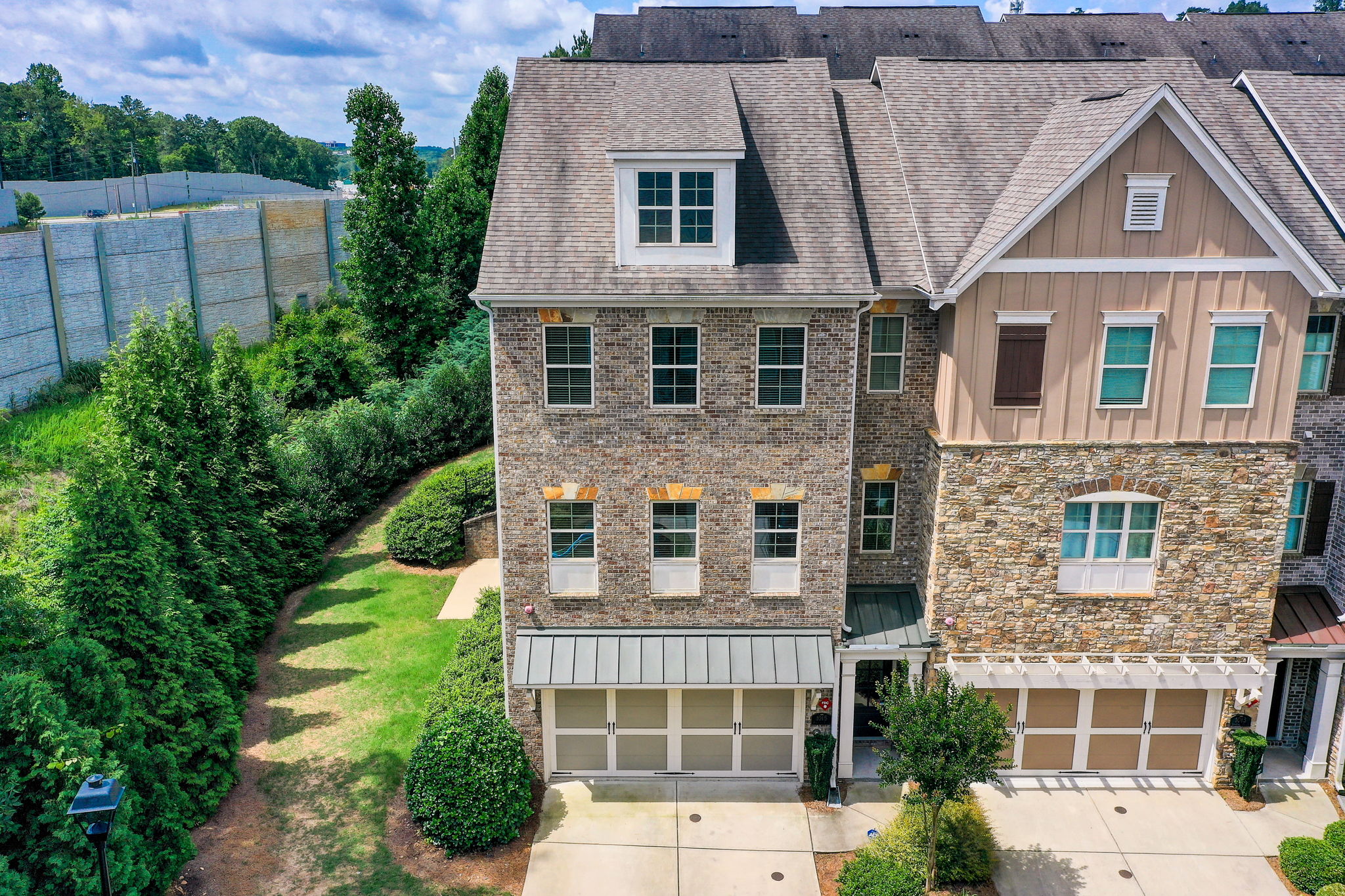 1 Aerial Exterior Front