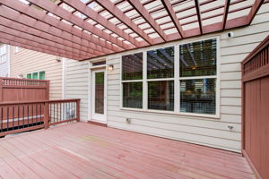 23 Exterior Deck B