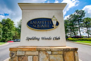 40 Exterior Neighborhood Sign