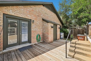 E Yager Ln 184-S3006-028.jpg