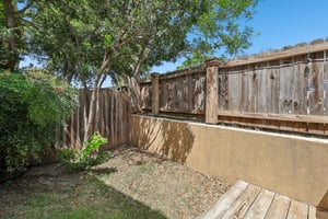 E Yager Ln 184-S3006-031.jpg