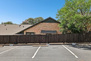 E Yager Ln 184-S3006-034.jpg