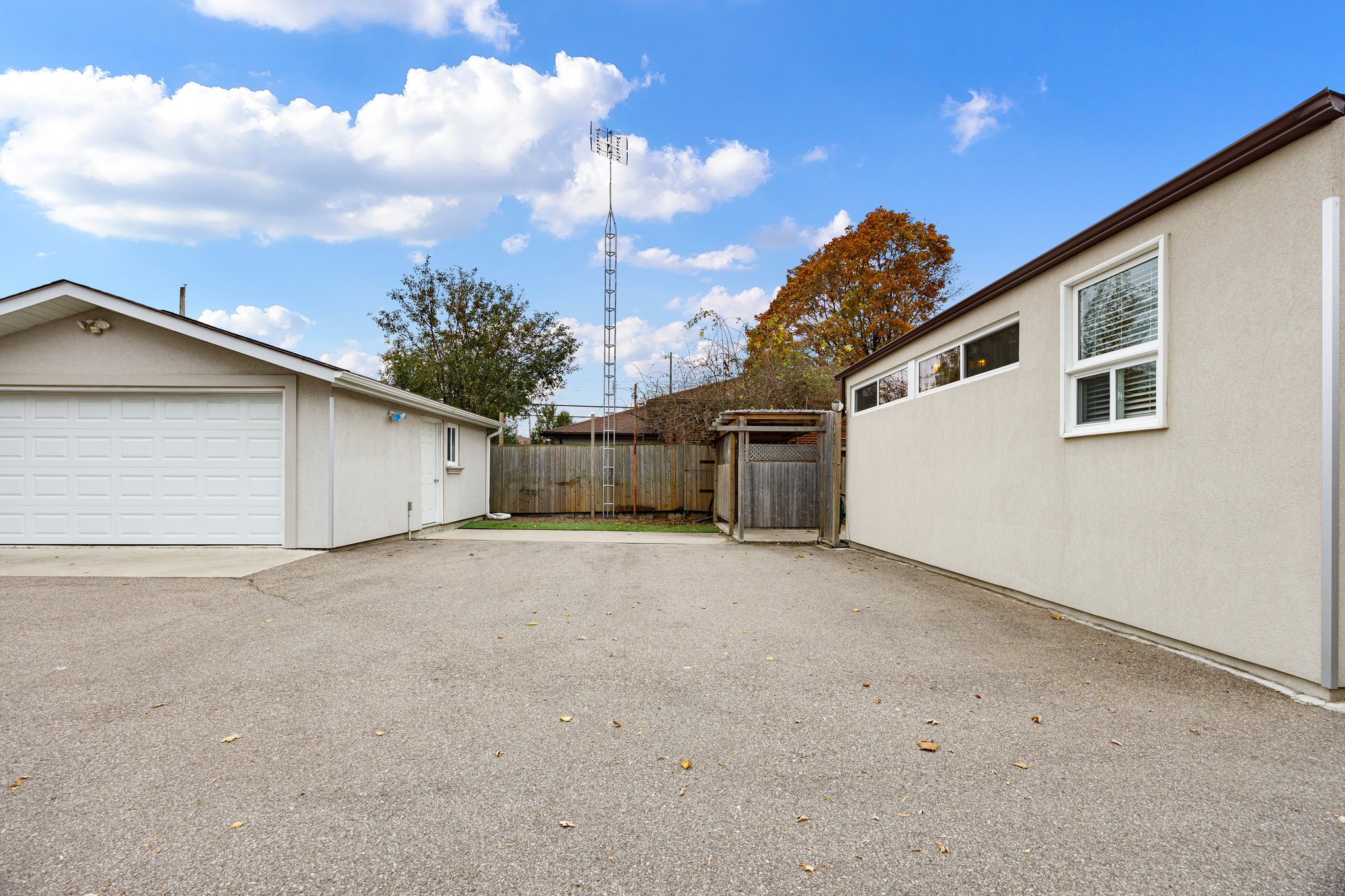 Toronto property showcase — delivered property photograph 23