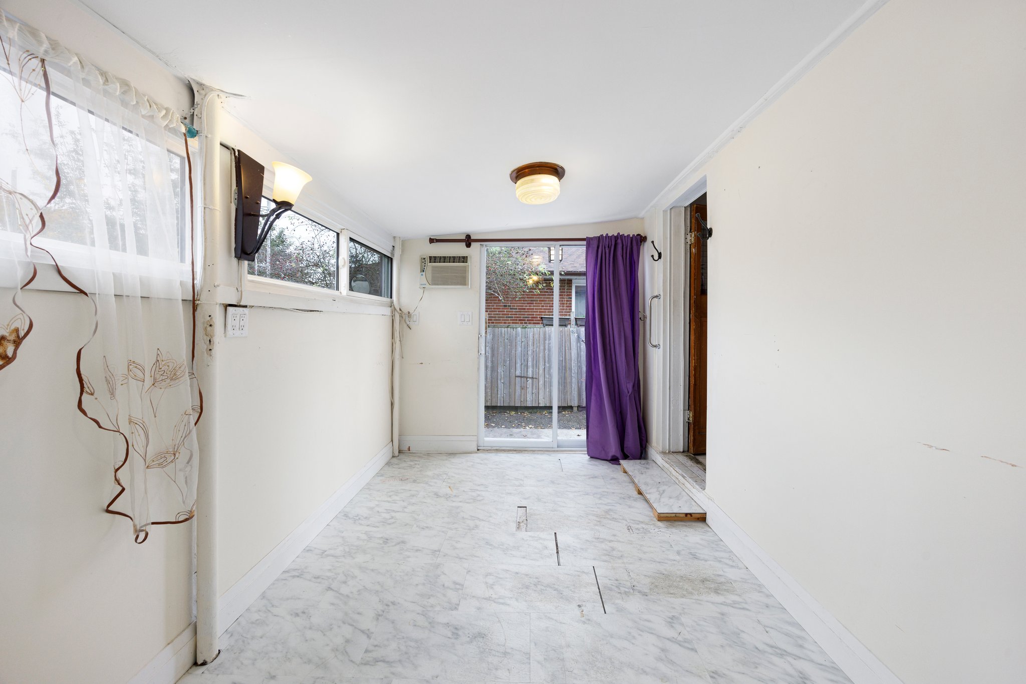 Toronto property showcase — delivered property photograph 16