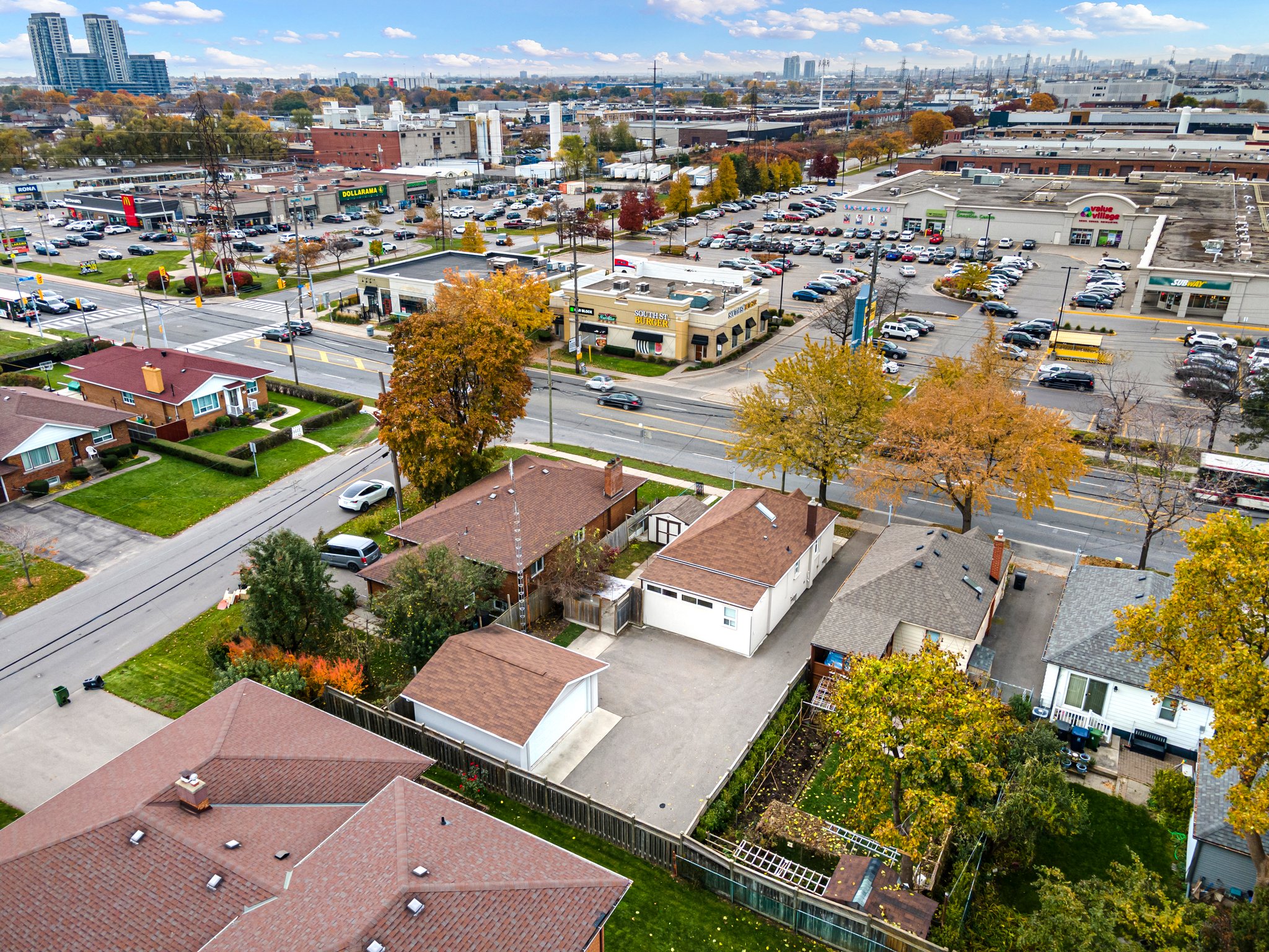 Toronto property showcase — delivered property photograph 25
