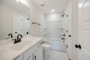  Photo 23