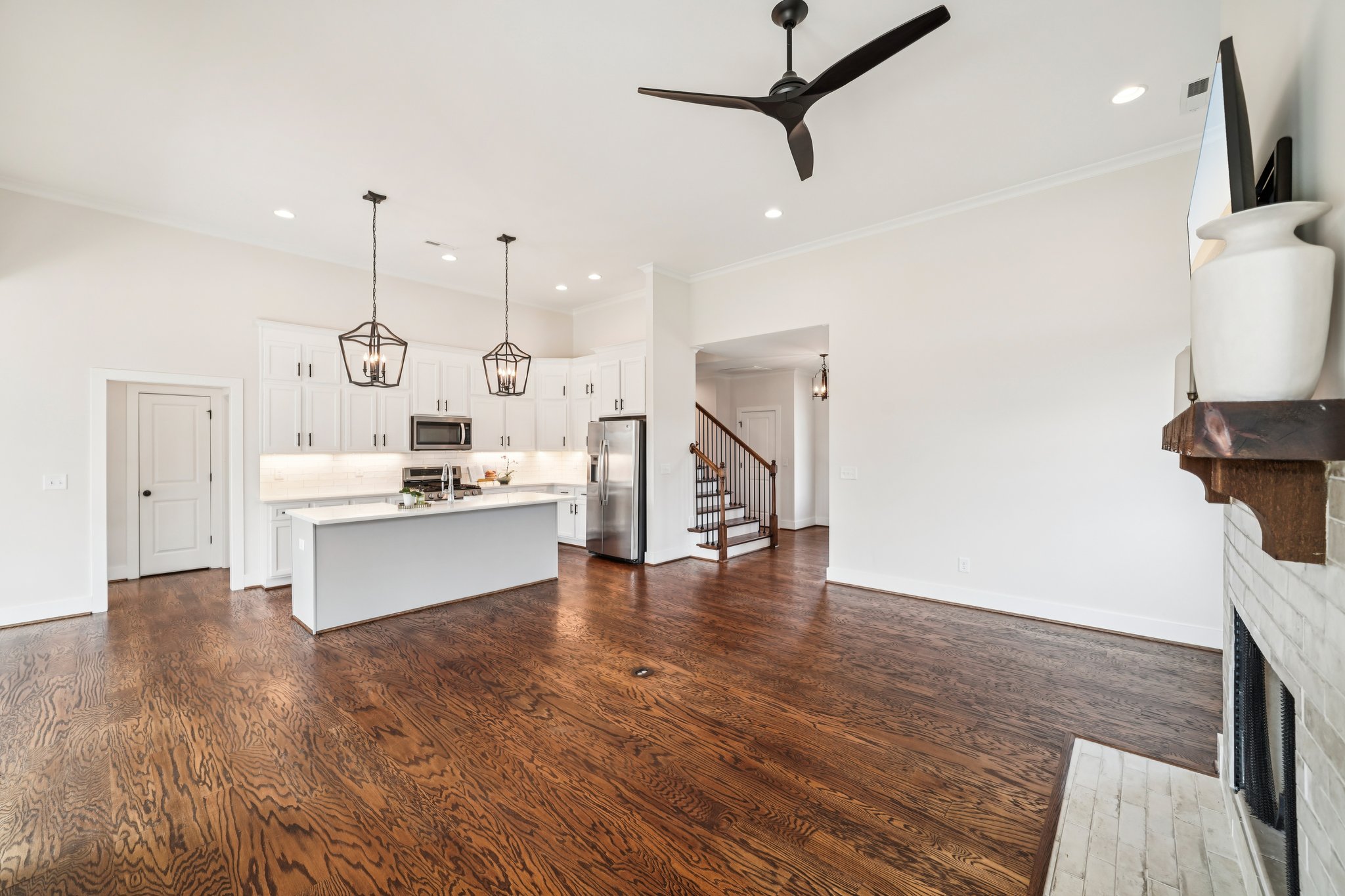 Norman Dr-S1103-006.jpg