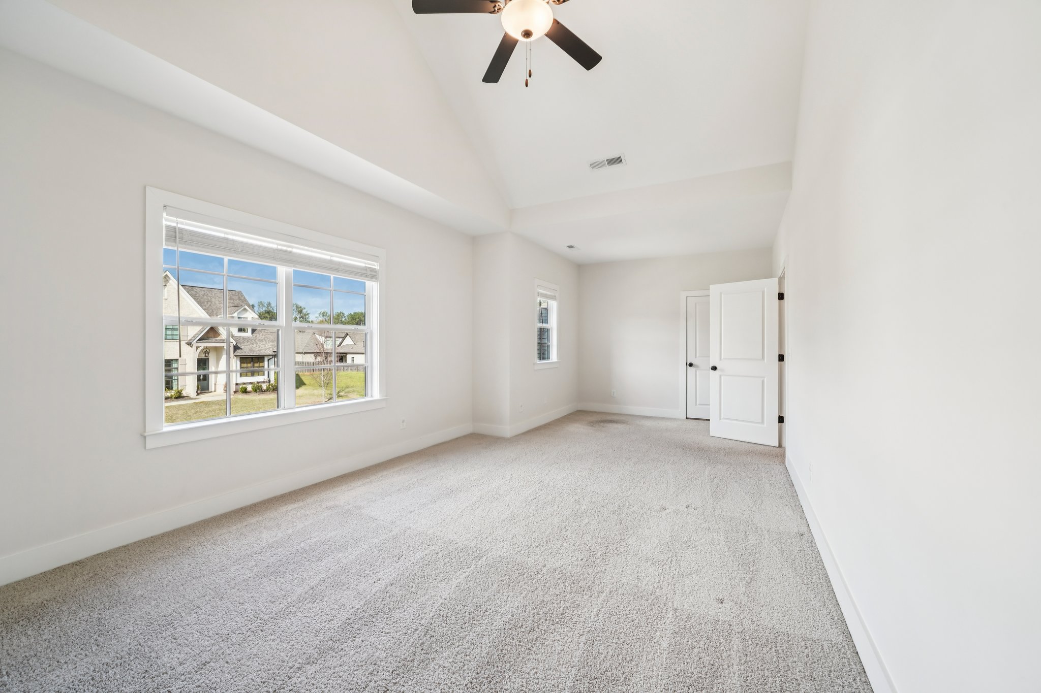 Norman Dr-S1103-032.jpg