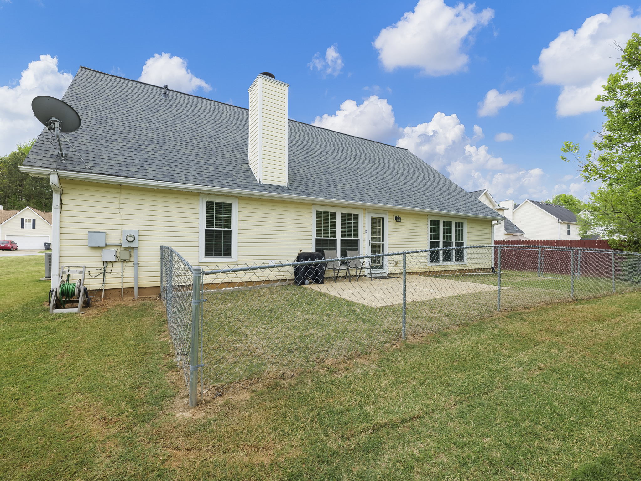 1015 Spring Ives Dr, Lawrenceville, GA 30043, USA Photo 32