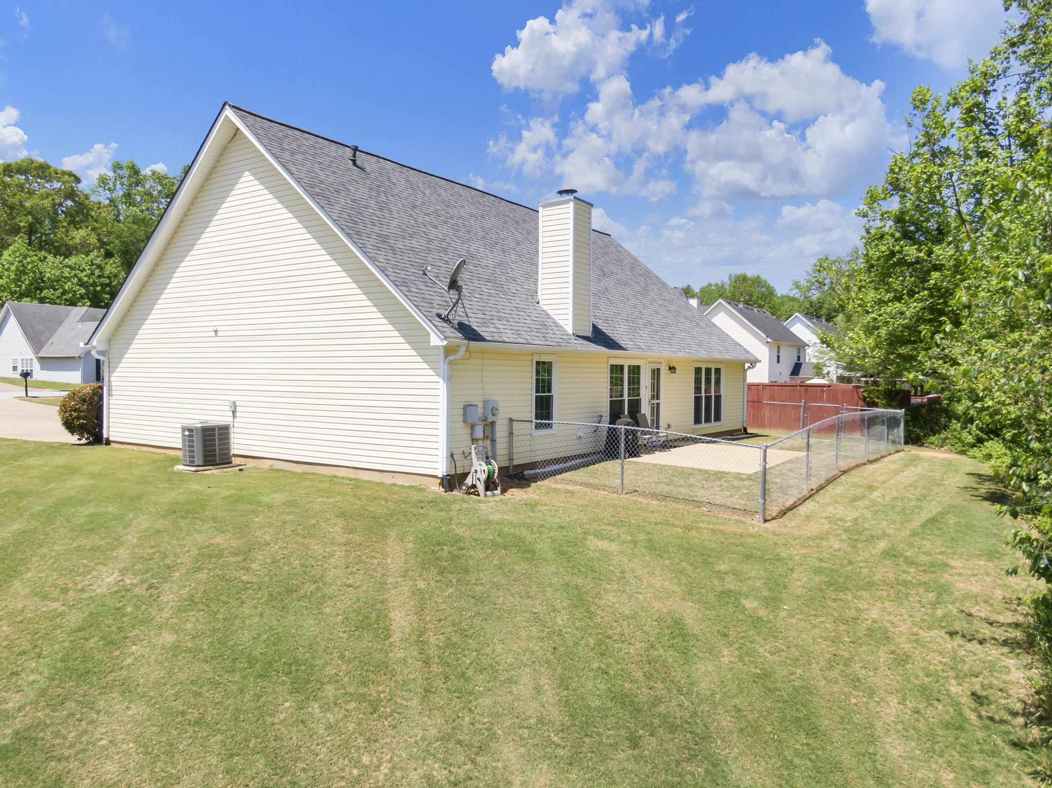 1015 Spring Ives Dr, Lawrenceville, GA 30043, USA Photo 39