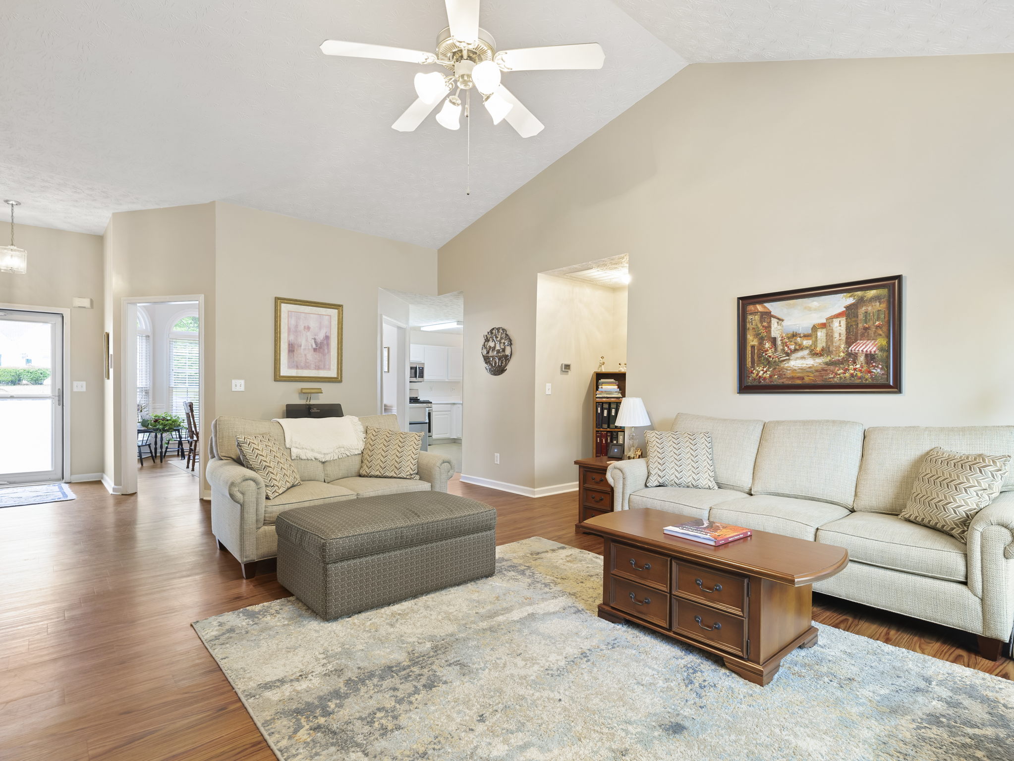 1015 Spring Ives Dr, Lawrenceville, GA 30043, USA Photo 7