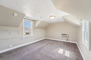 Stoughton Ave-S1104-018.jpg