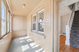 Stoughton Ave-S1104-030.jpg