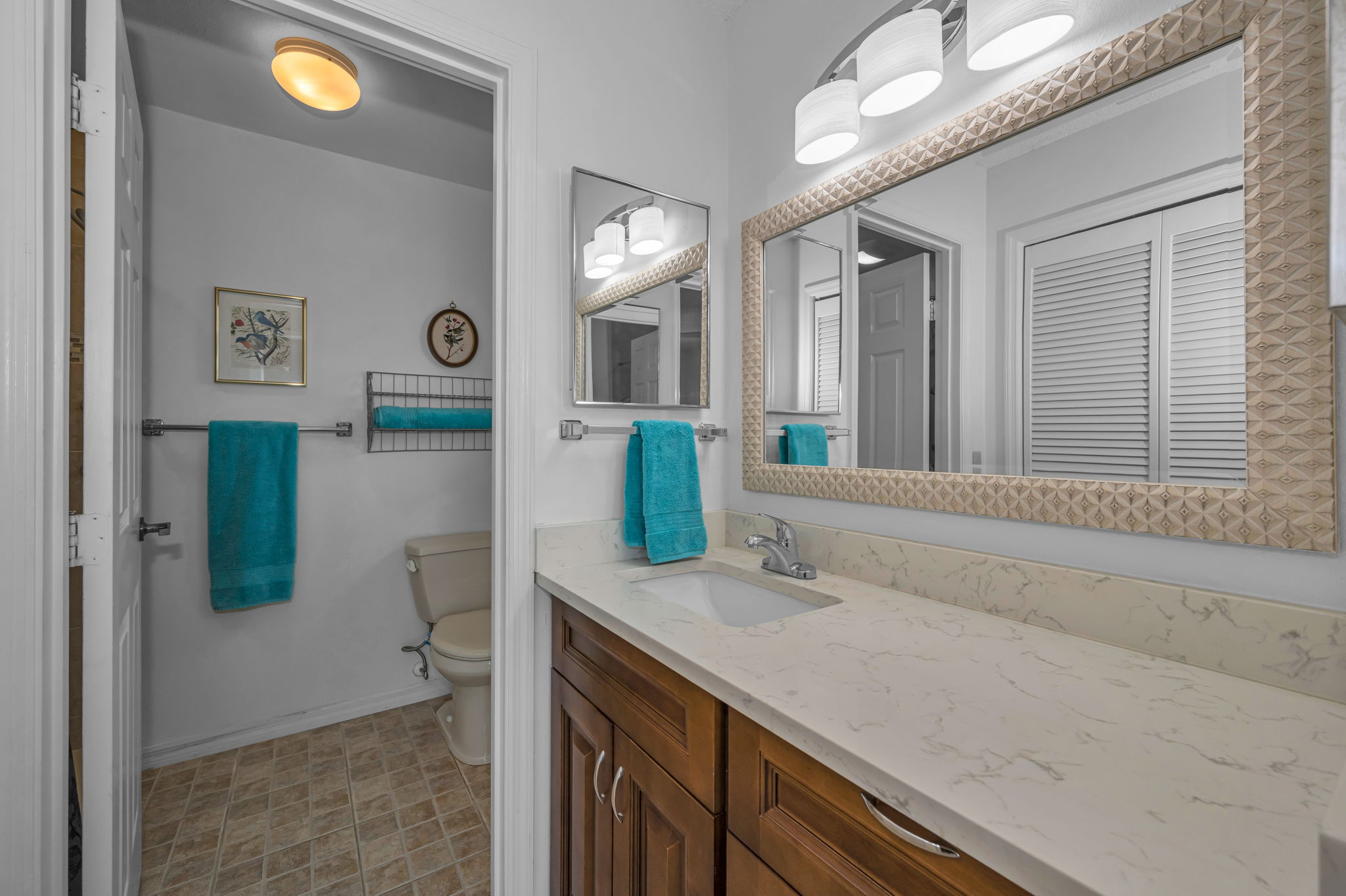 Primary Bathroom 1a