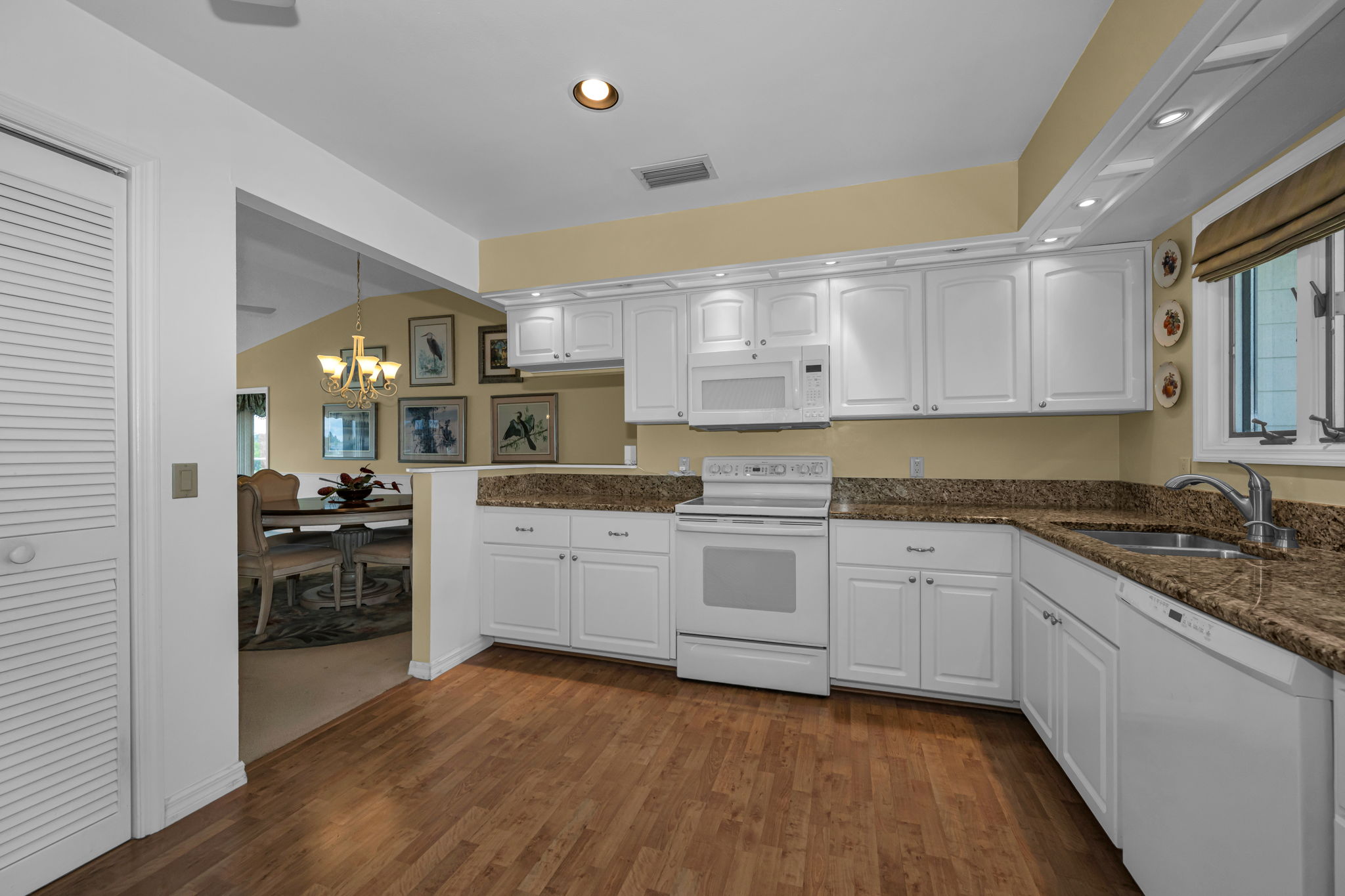Kitchen 3