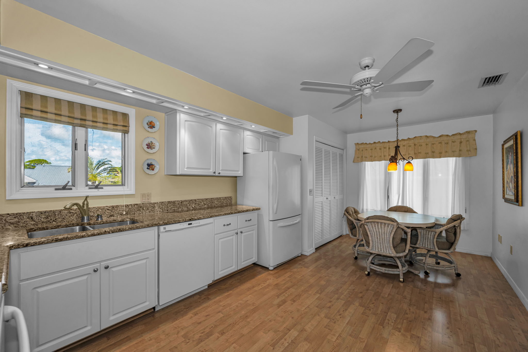 Kitchen 5