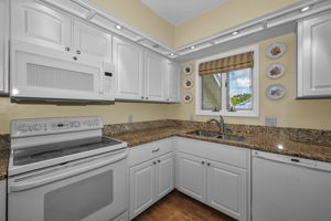 Kitchen 4
