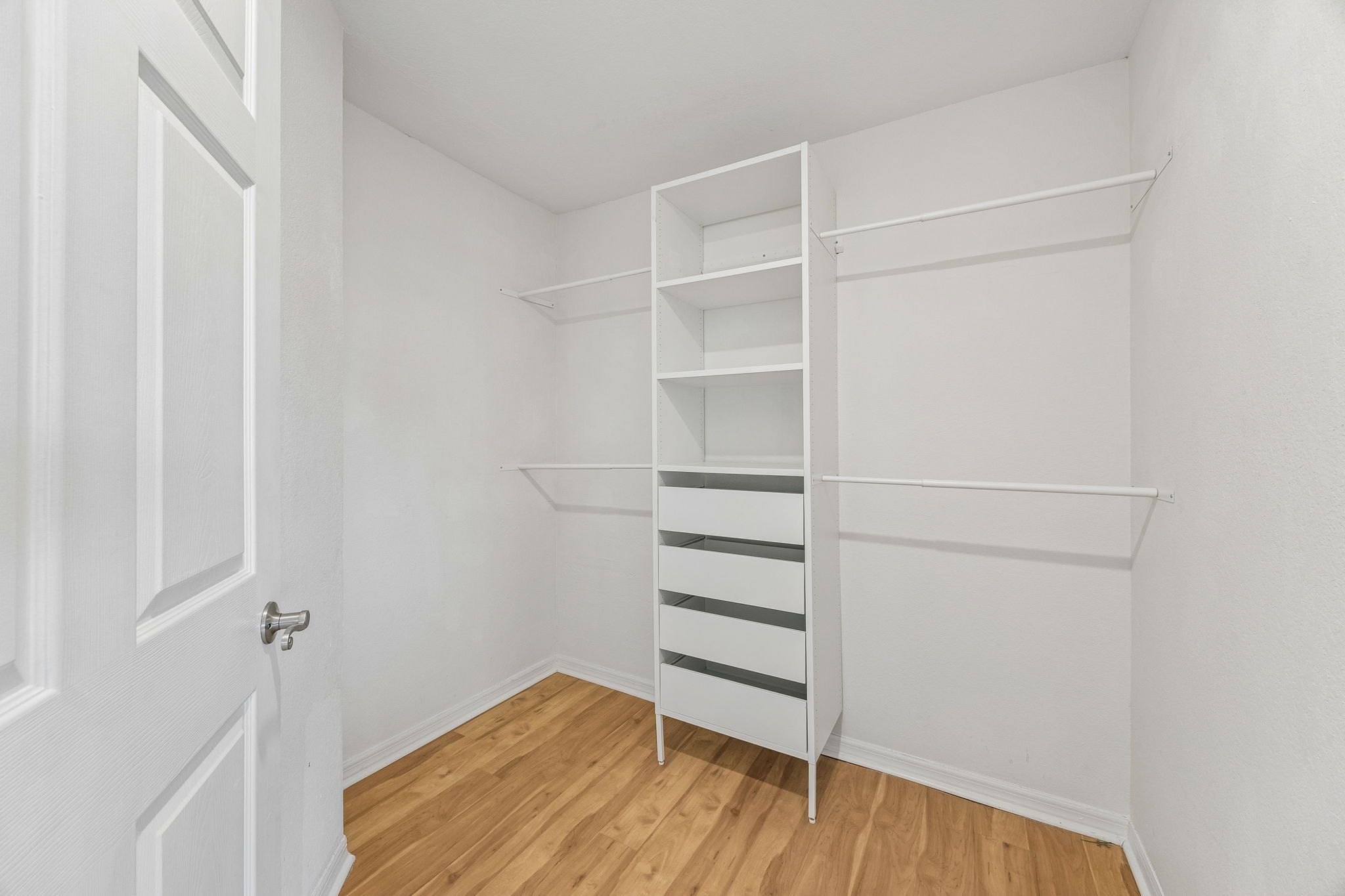 Primary Bedroom Closet