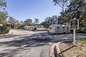 Lakecrest