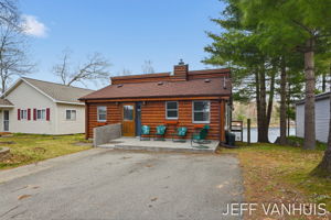  Photo 0