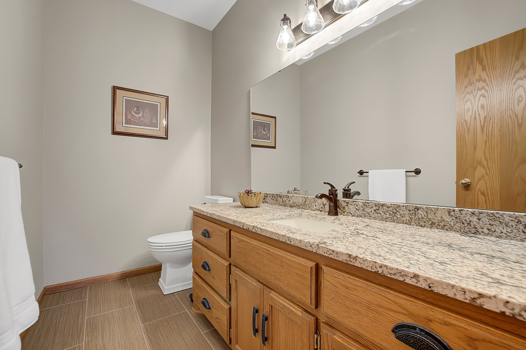 10155 166th St W, Lakeville, MN 55044, US Photo 16