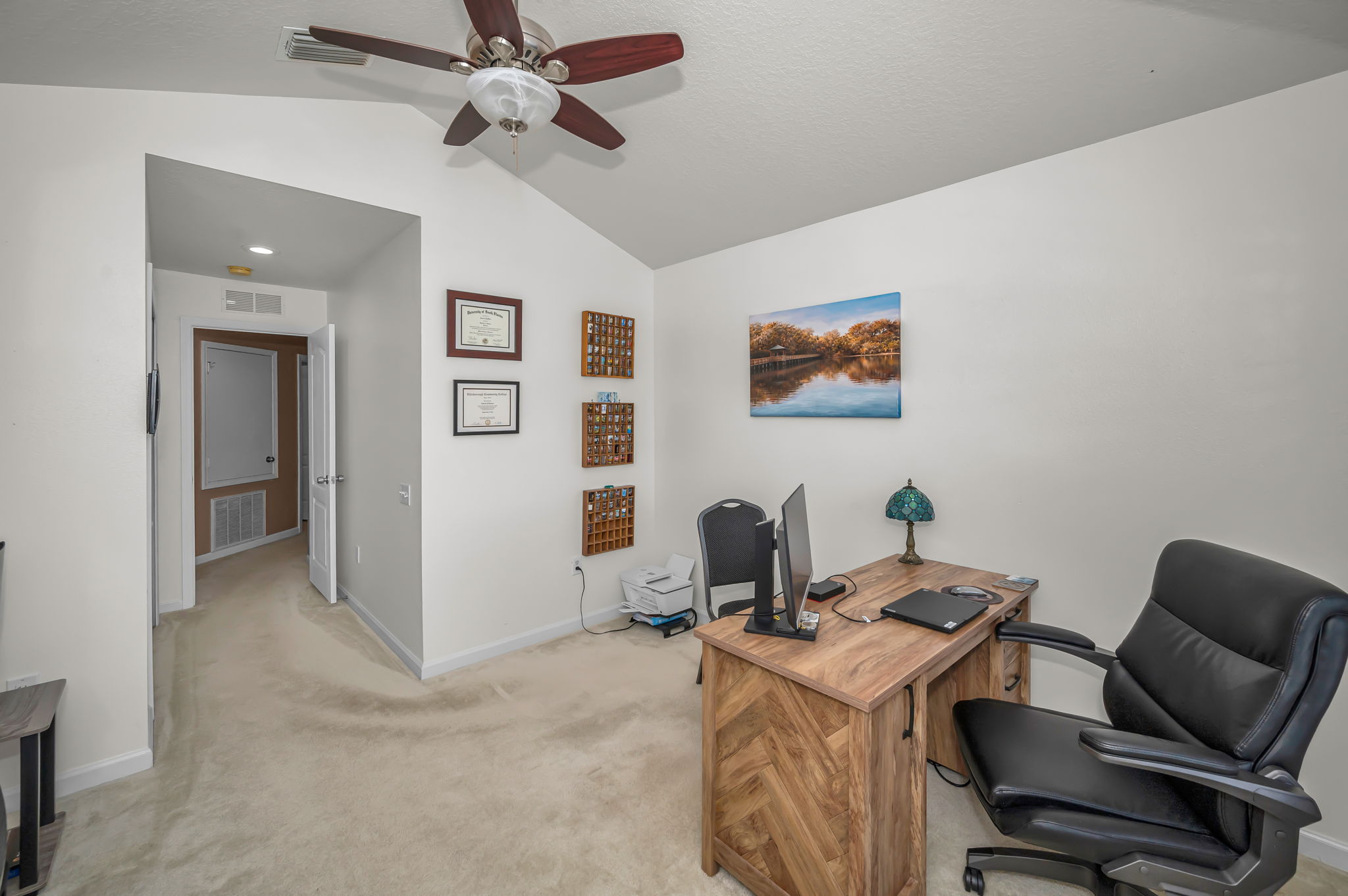 Upper Level Bedroom3b