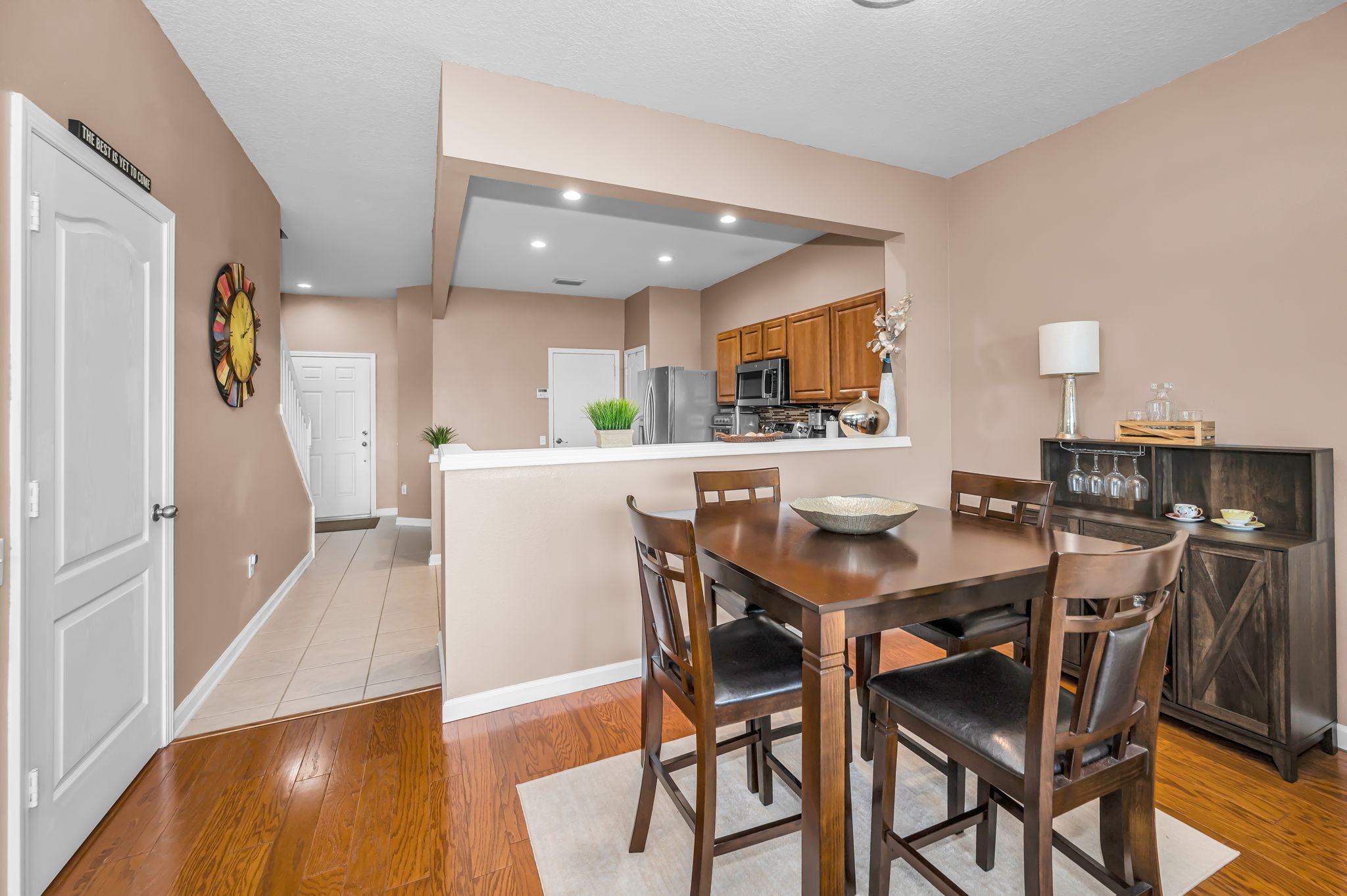 Dining Room4