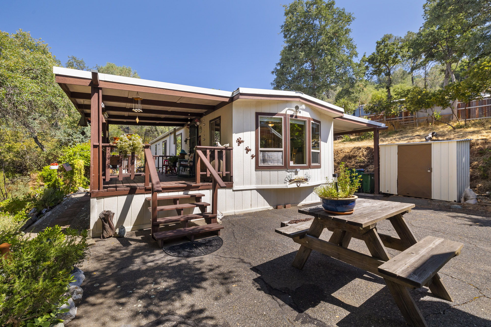 10155 Peppermint Cir 65, Jamestown, CA 95327 Matt Herrmann Creative