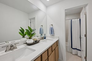 Addison Ln-S1806-040.jpg