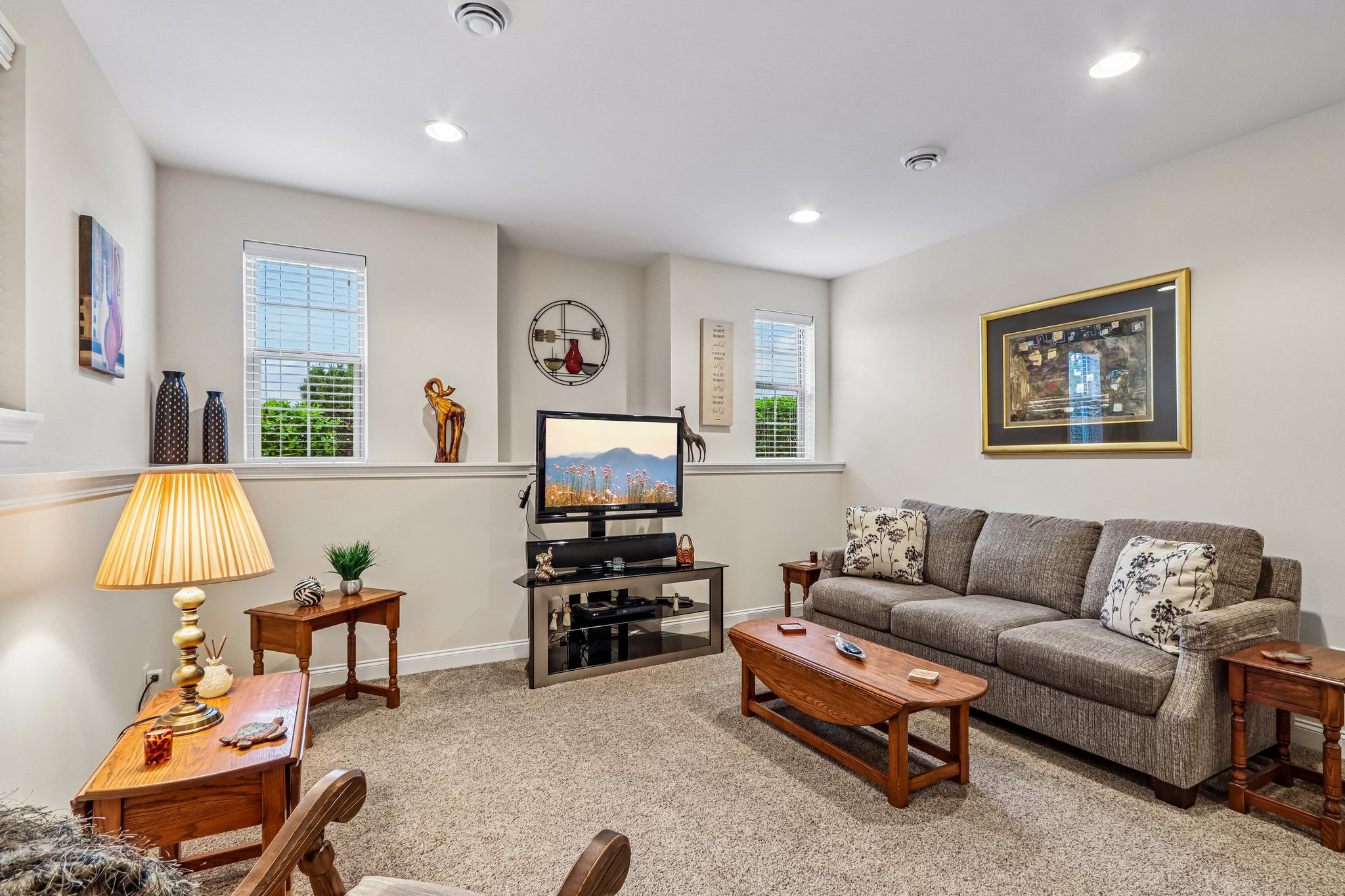 Ann Marie Way 7-S2804-004.jpg