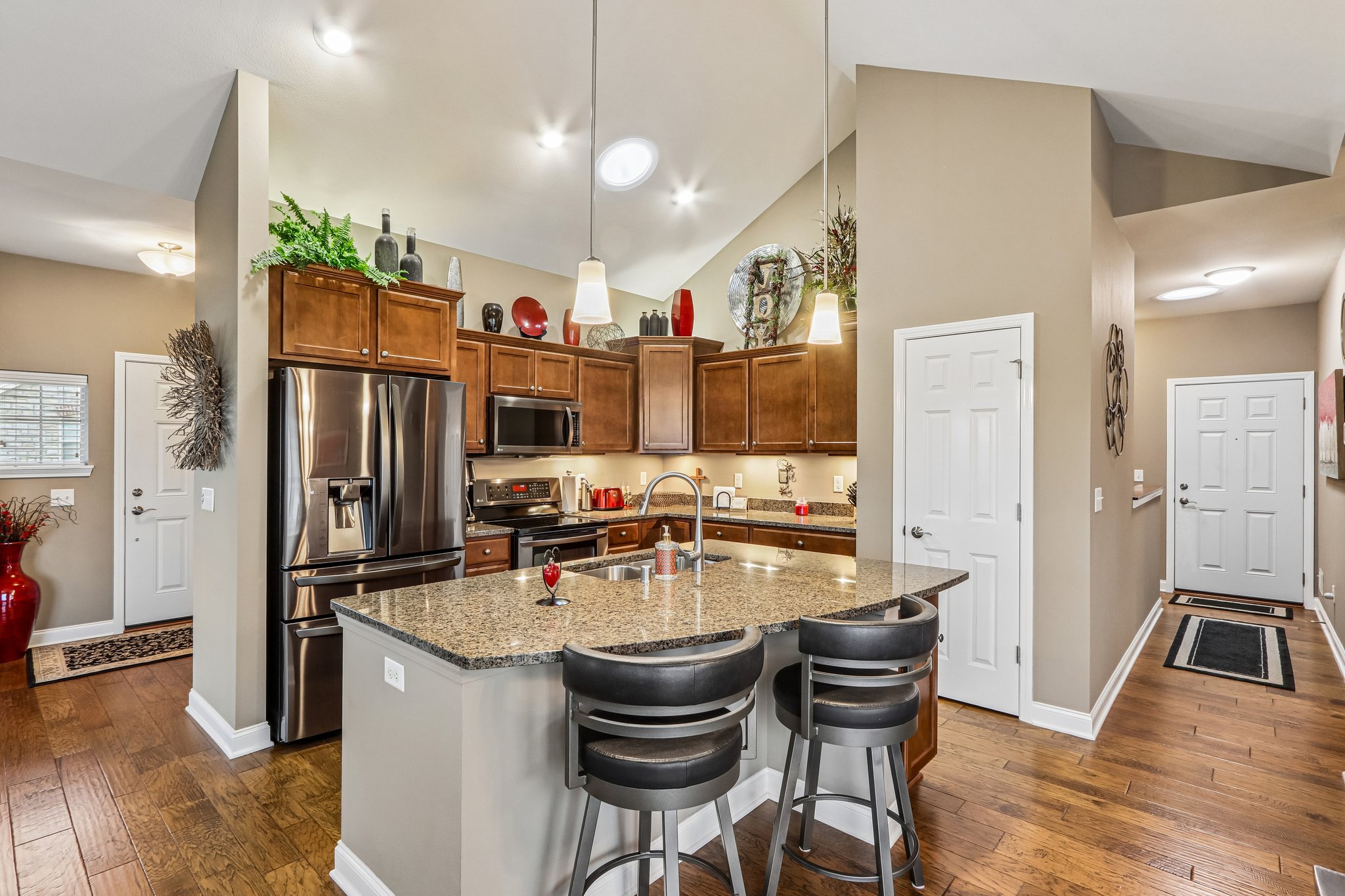 Ann Marie Way 7-S2804-031.jpg