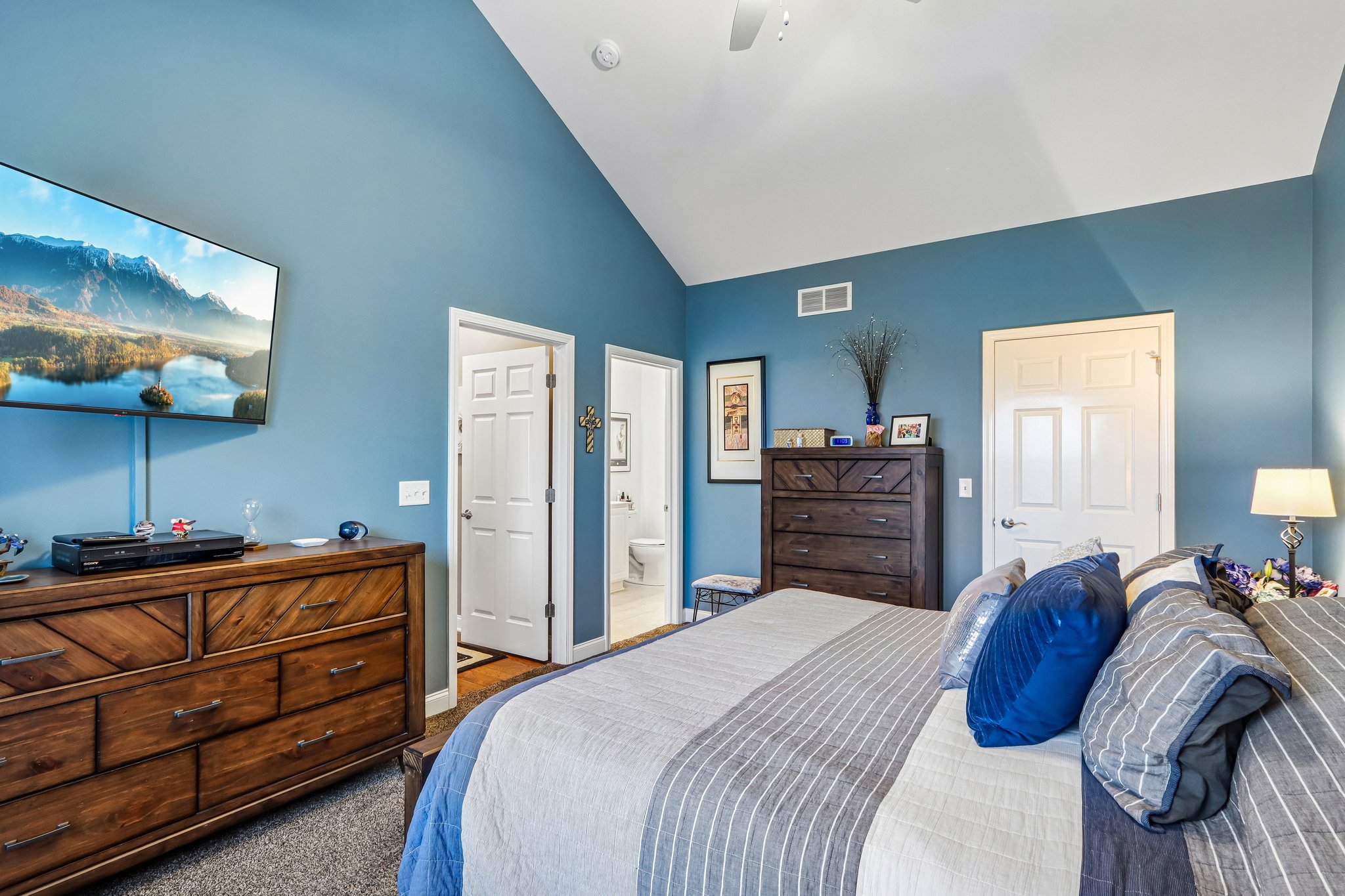 Ann Marie Way 7-S2804-048.jpg