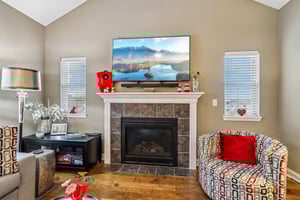 Ann Marie Way 7-S2804-019.jpg