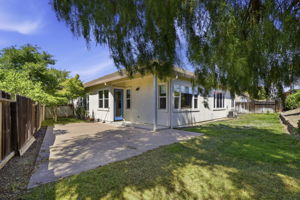 032_F8_1016 Carpinteria Dr