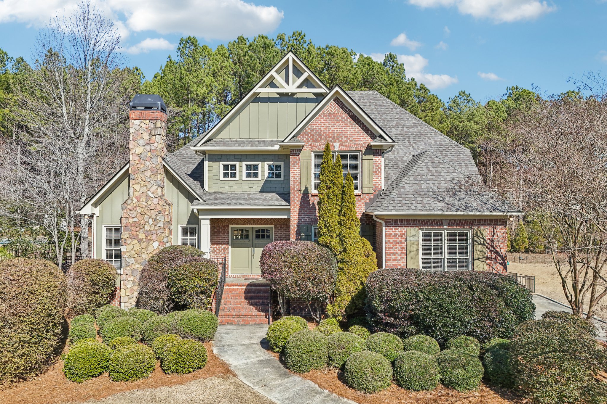 Dunsmore Dr-S0702-003.jpg