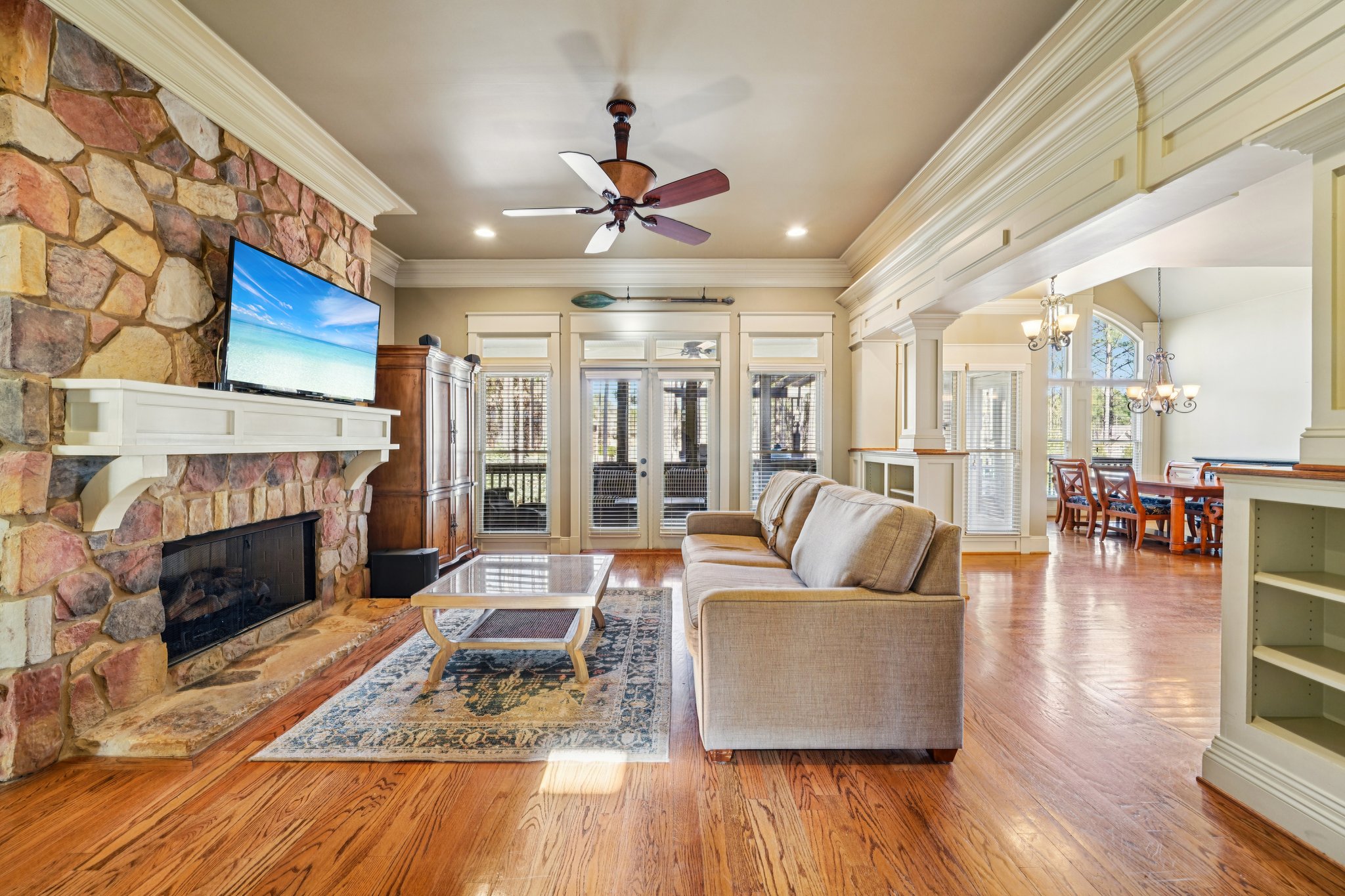 Dunsmore Dr-S0702-011.jpg