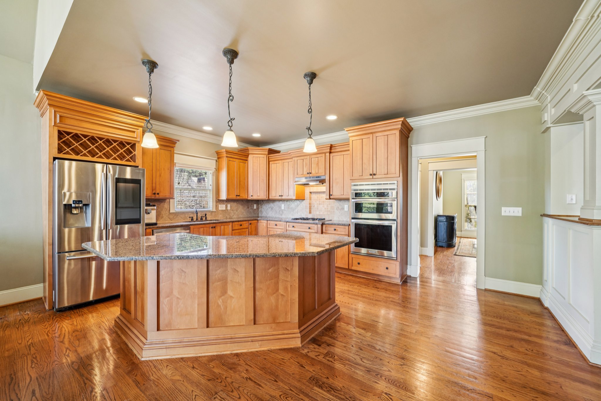 Dunsmore Dr-S0702-022.jpg