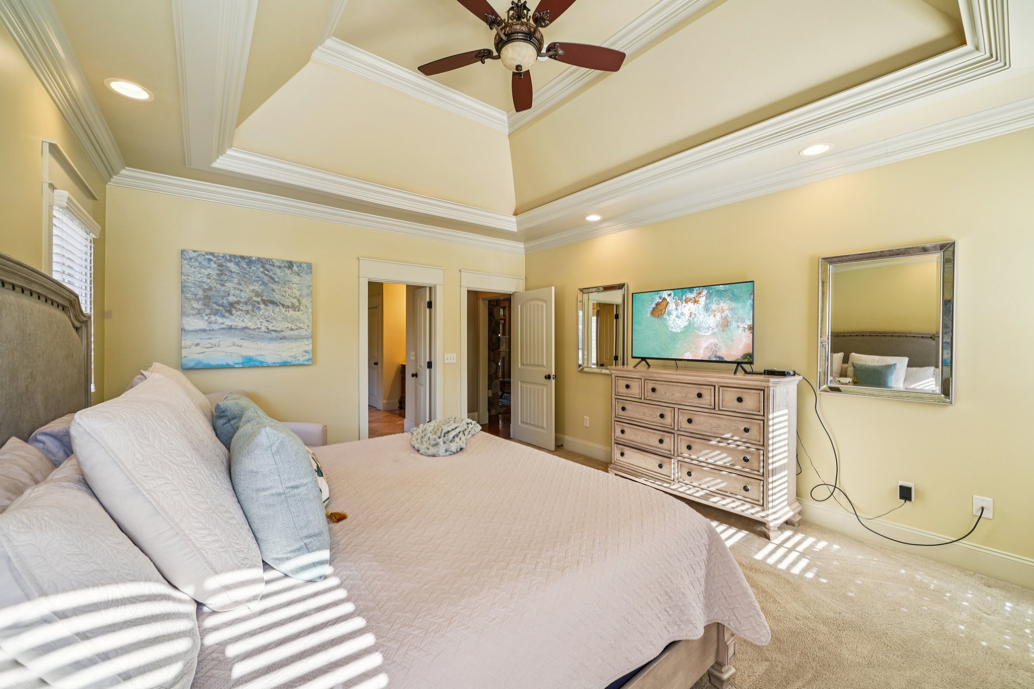 Dunsmore Dr-S0702-033.jpg