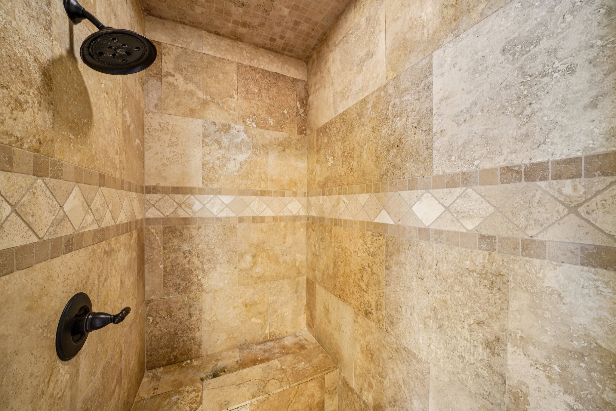 Dunsmore Dr-S0702-039.jpg