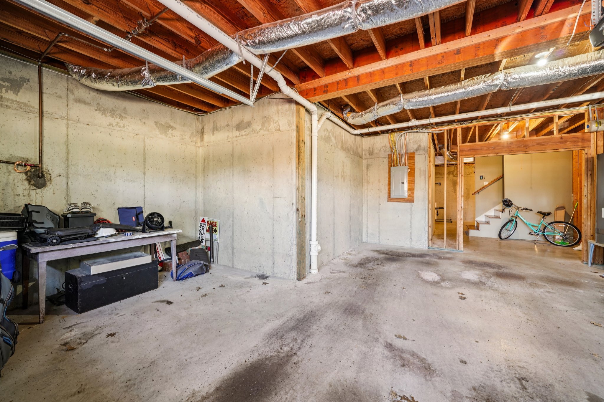 Dunsmore Dr-S0702-060.jpg