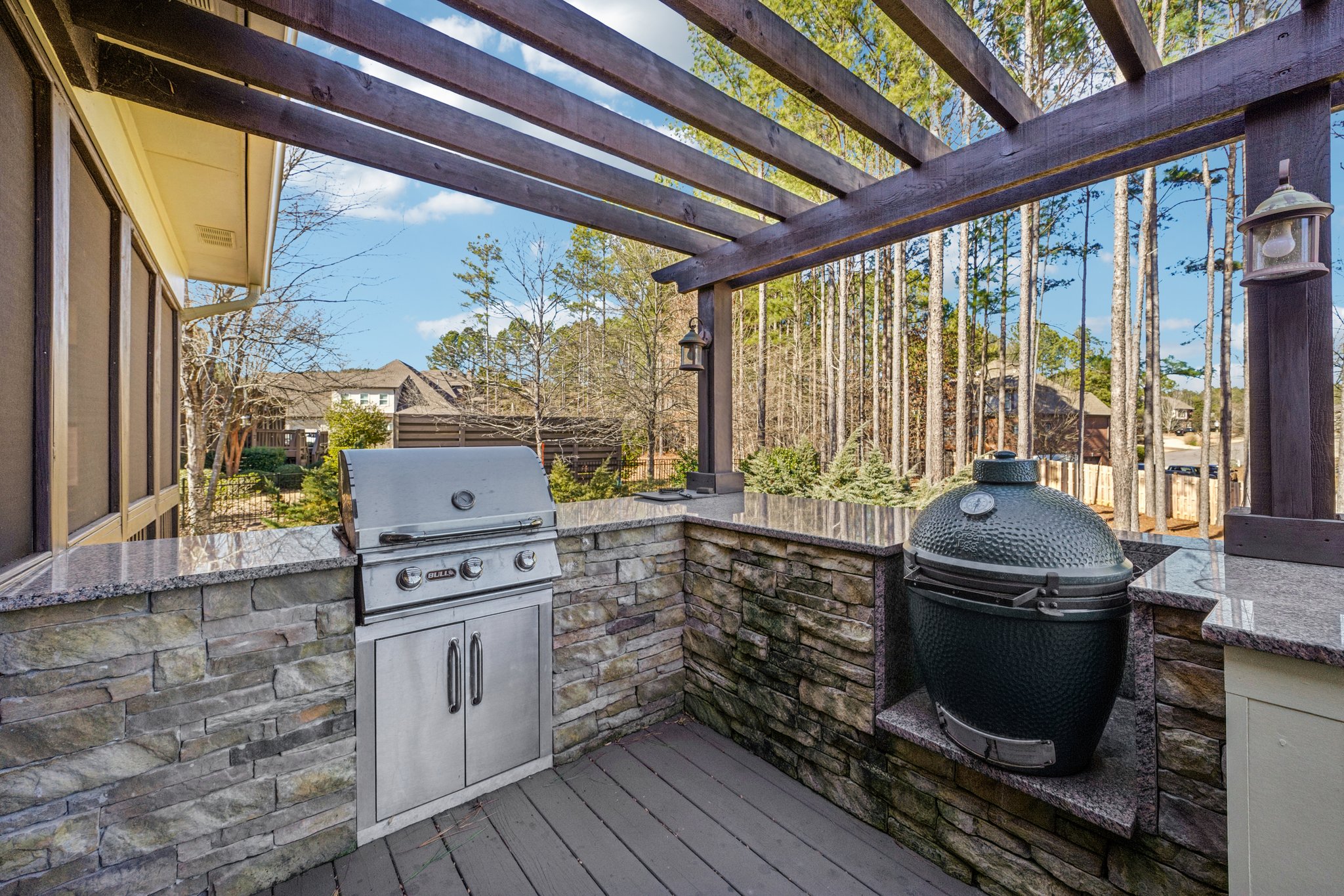 Dunsmore Dr-S0702-066.jpg