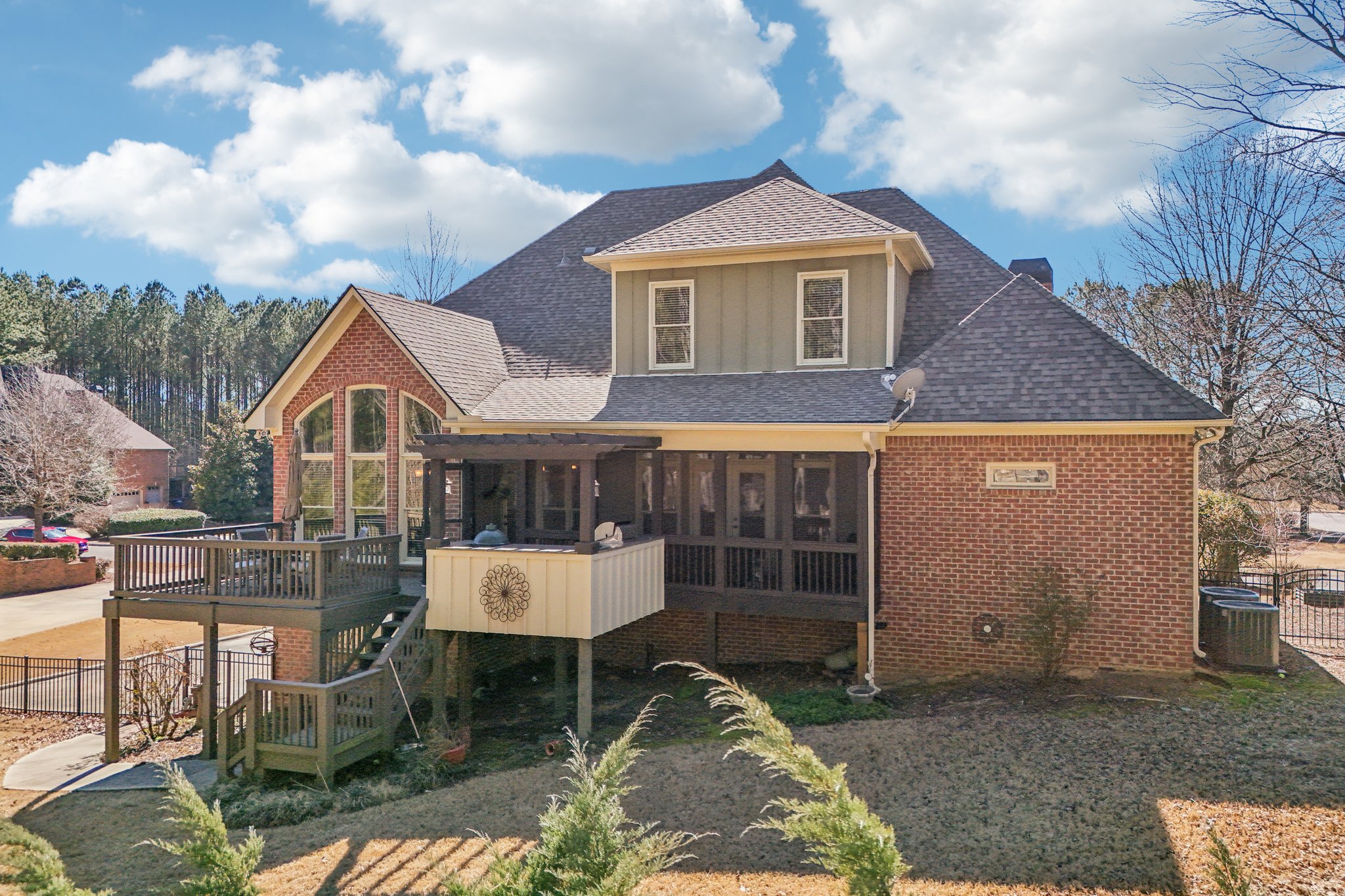 Dunsmore Dr-S0702-069.jpg