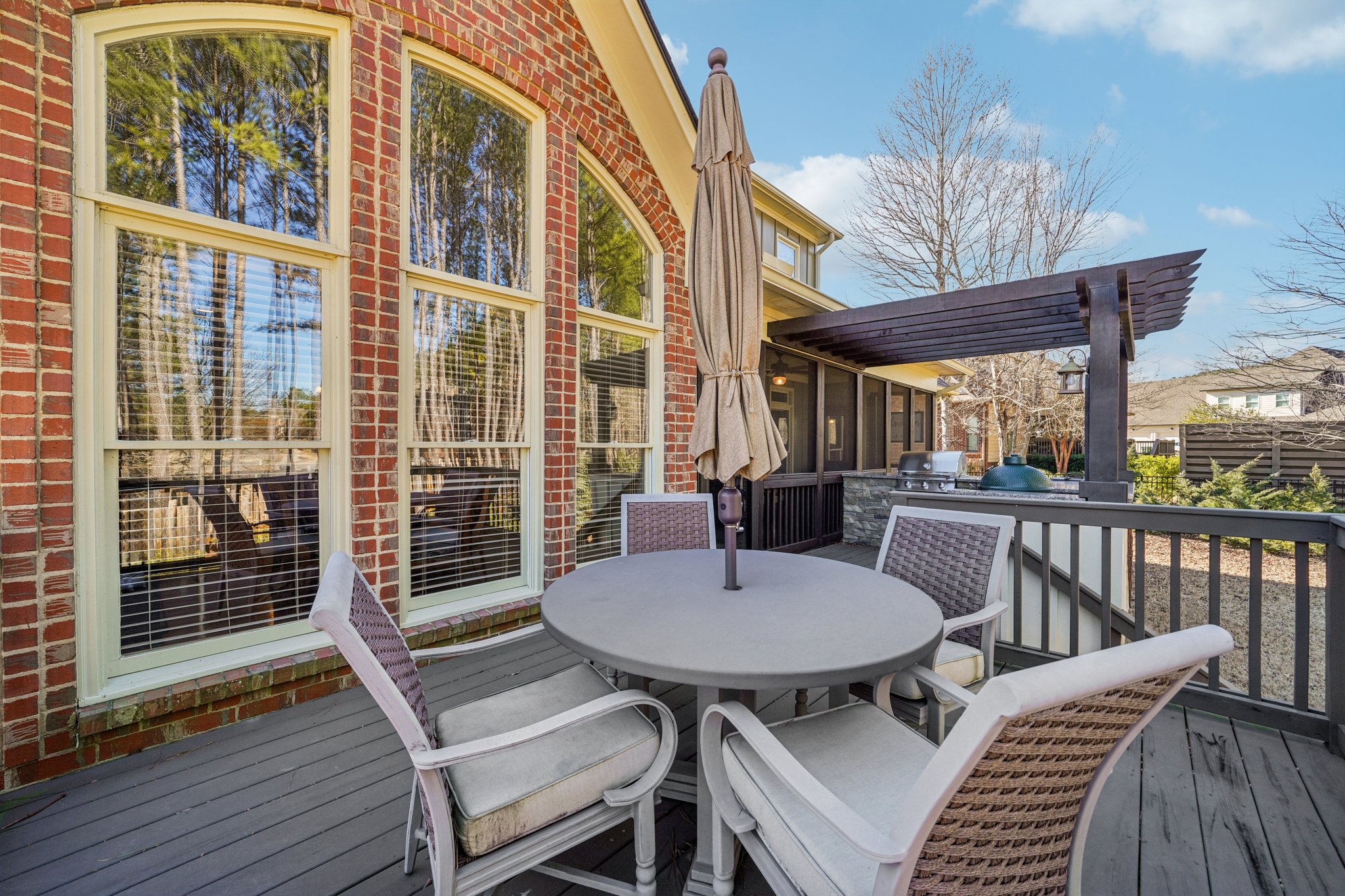 Dunsmore Dr-S0702-070.jpg