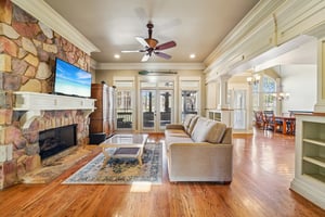 Dunsmore Dr-S0702-011.jpg