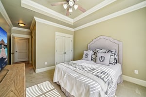 Dunsmore Dr-S0702-030.jpg