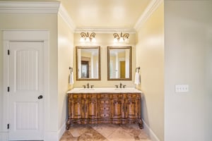 Dunsmore Dr-S0702-036.jpg