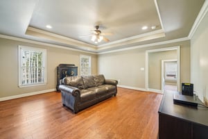 Dunsmore Dr-S0702-043.jpg