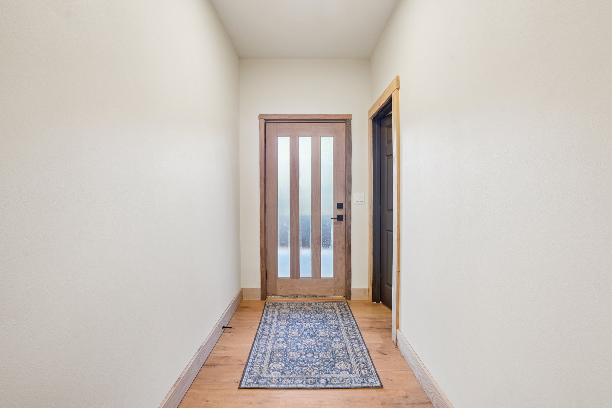 Lincoln Ln-S3112-009.jpg