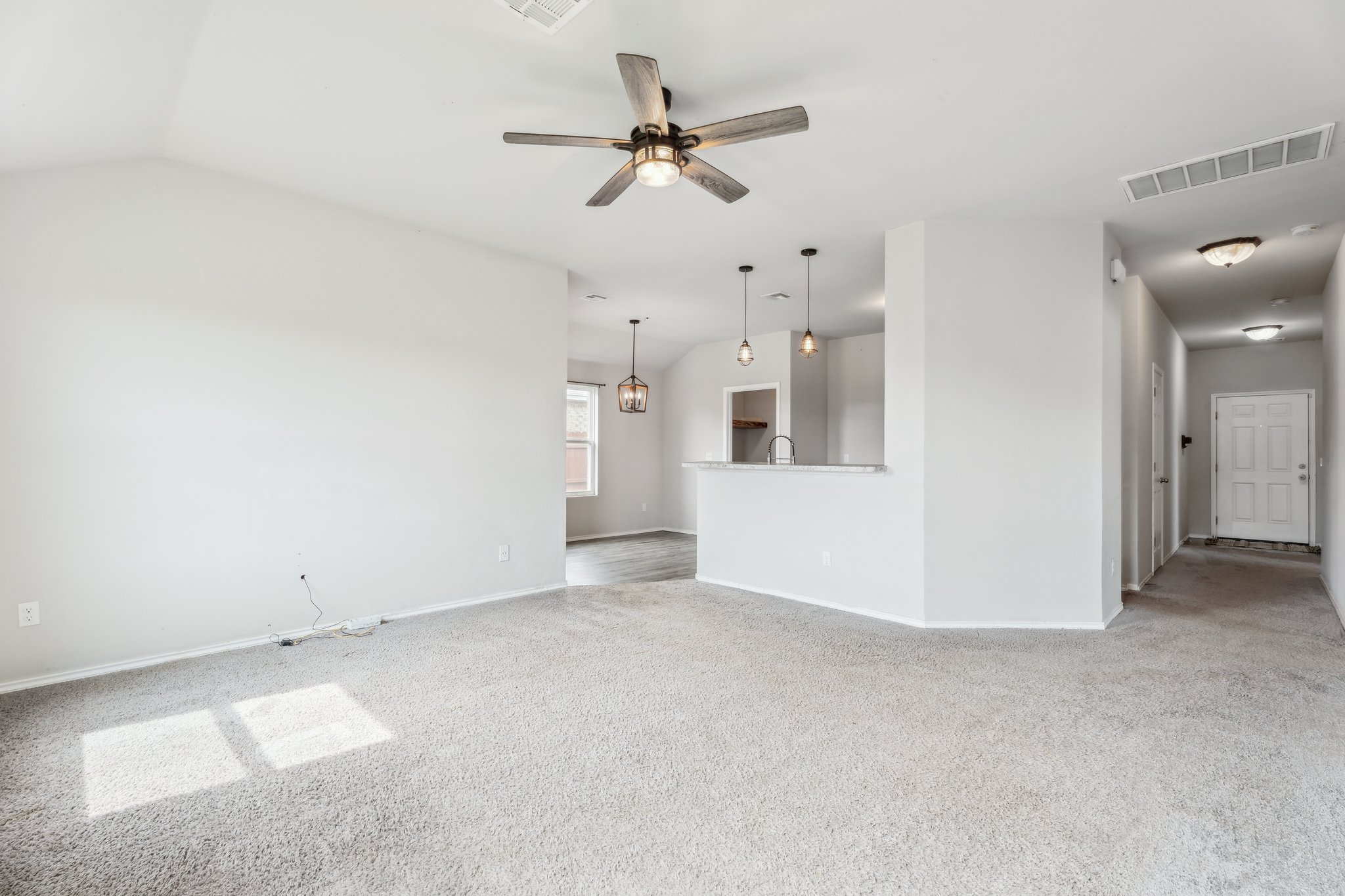 1016 N Deer Ct Way_011.jpg